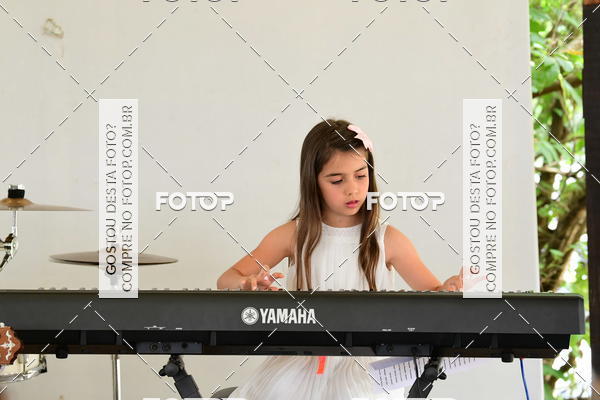 Buy your photos of the eventApresentao de Alunos Notas Em Casa on Fotop