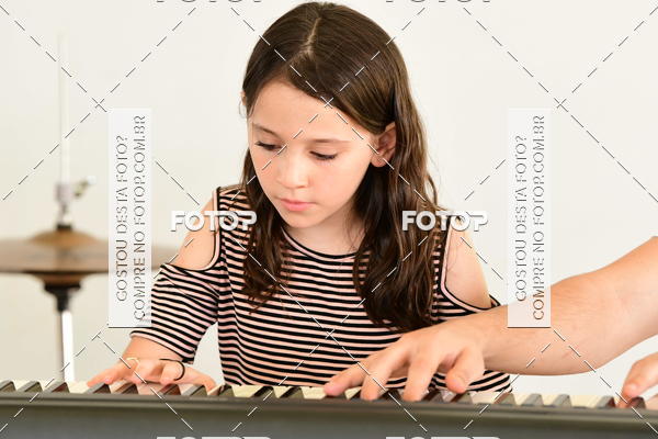 Buy your photos of the eventApresentao de Alunos Notas Em Casa on Fotop