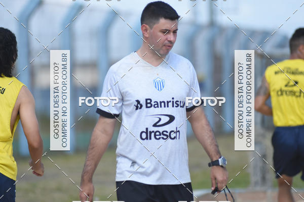 Buy your photos of the eventTreino Esporte Clube Novo Hamburgo on Fotop