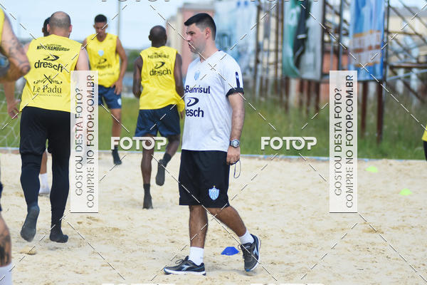 Buy your photos of the eventTreino Esporte Clube Novo Hamburgo on Fotop