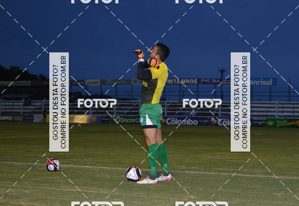 Buy your photos of the eventMax on Fotop