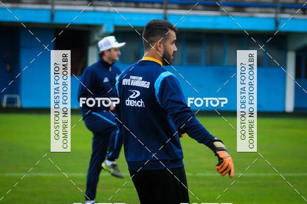 Buy your photos of the eventMax on Fotop