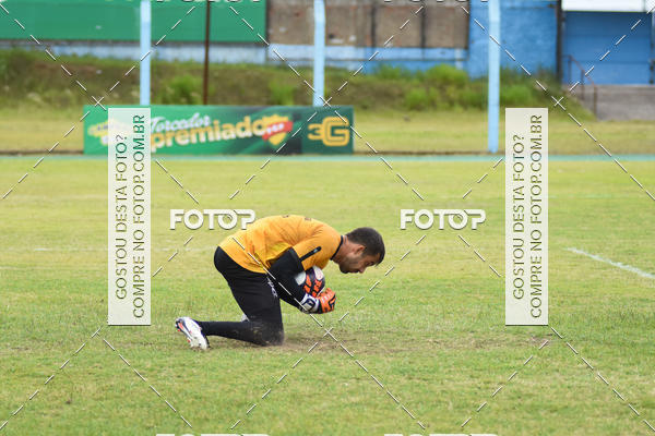 Buy your photos of the eventMax on Fotop