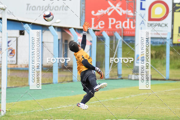 Buy your photos of the eventMax on Fotop