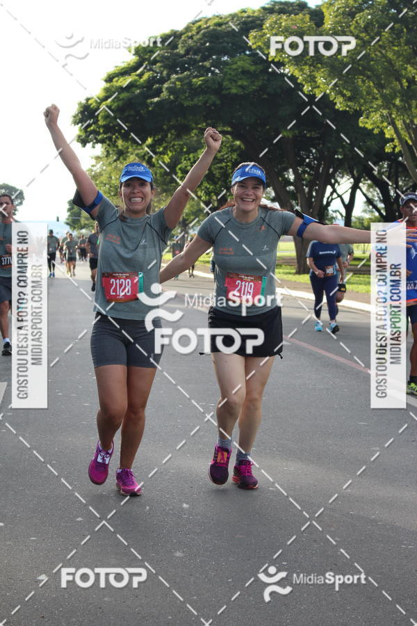 Buy your photos of the eventCircuito das Estaes 2018 - Outono - Braslia on Fotop