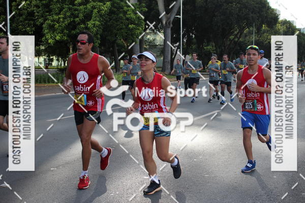 Buy your photos of the eventCircuito das Esta��es 2018 - Outono - Bras�lia on Fotop