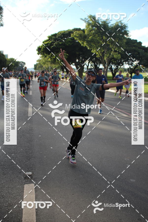 Buy your photos of the eventCircuito das Esta��es 2018 - Outono - Bras�lia on Fotop