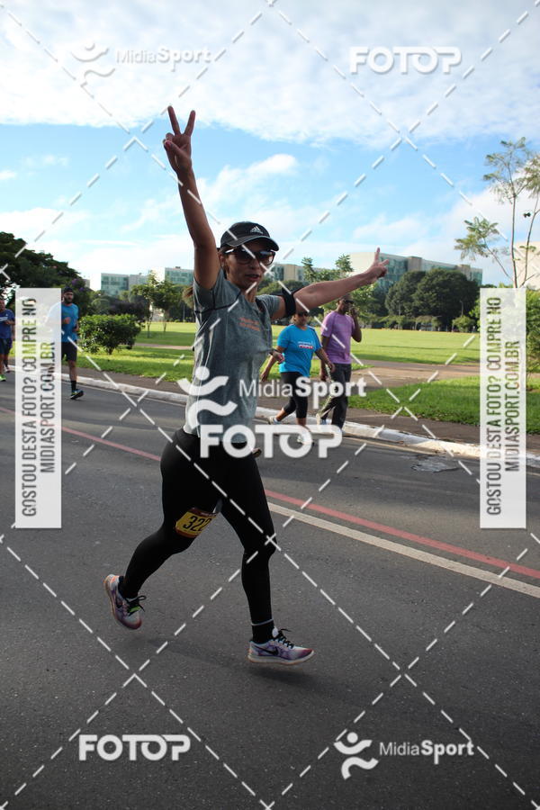 Buy your photos of the eventCircuito das Esta��es 2018 - Outono - Bras�lia on Fotop