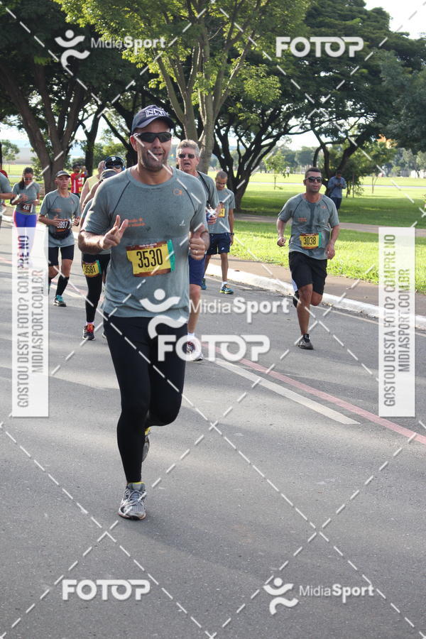 Buy your photos of the eventCircuito das Esta��es 2018 - Outono - Bras�lia on Fotop