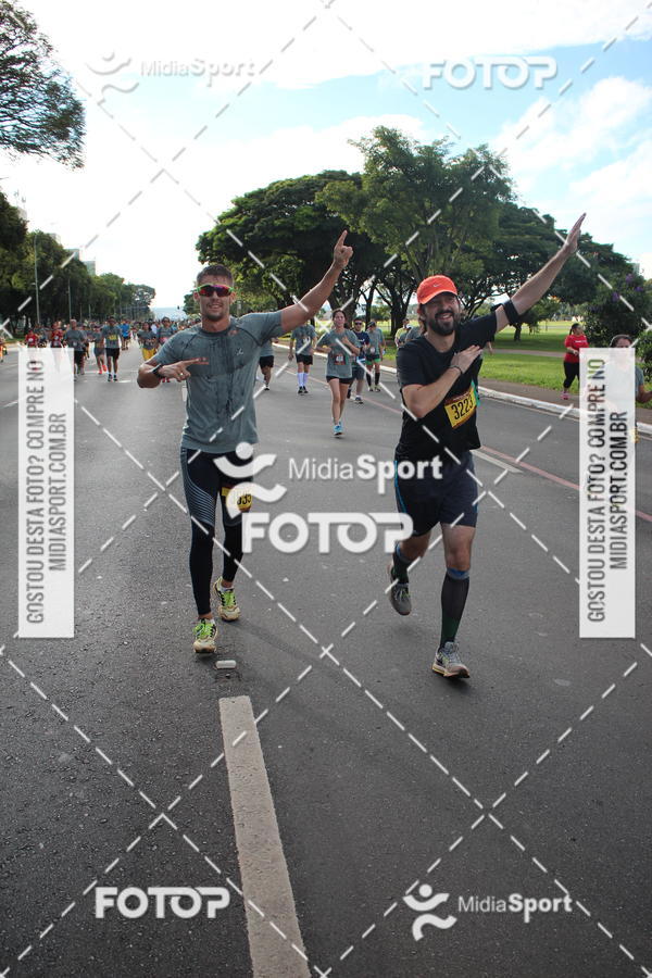 Buy your photos of the eventCircuito das Esta��es 2018 - Outono - Bras�lia on Fotop