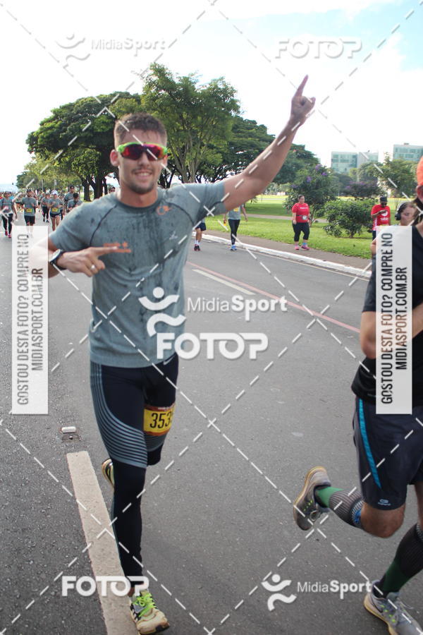 Buy your photos of the eventCircuito das Esta��es 2018 - Outono - Bras�lia on Fotop