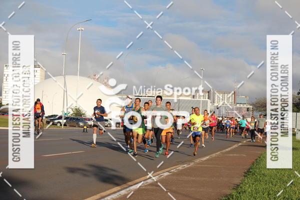Buy your photos of the eventCircuito das Esta��es 2018 - Outono - Bras�lia on Fotop