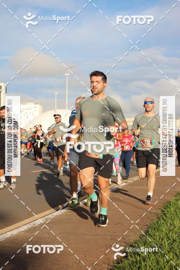 Buy your photos of the eventCircuito das Esta��es 2018 - Outono - Bras�lia on Fotop