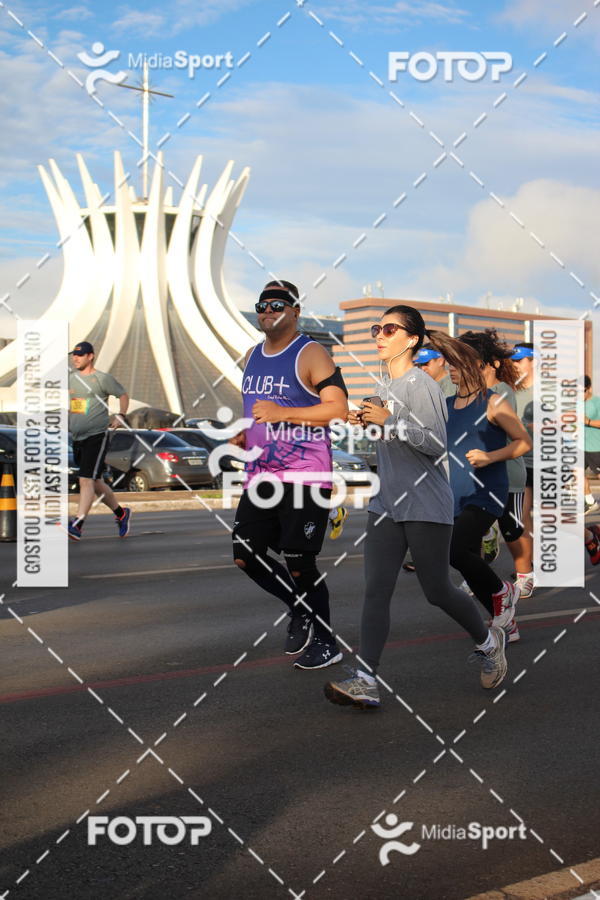 Buy your photos of the eventCircuito das Esta��es 2018 - Outono - Bras�lia on Fotop