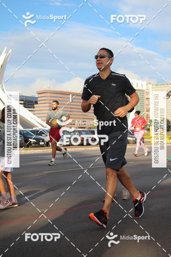 Buy your photos of the eventCircuito das Esta��es 2018 - Outono - Bras�lia on Fotop