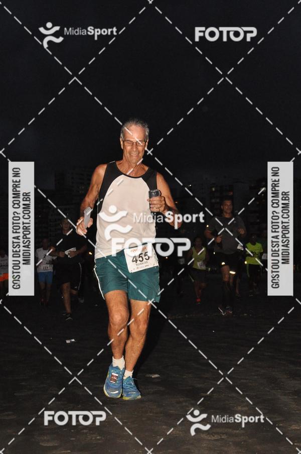 Buy your photos of the eventCorrida Noturna 5k Aniversario de So Vicente on Fotop