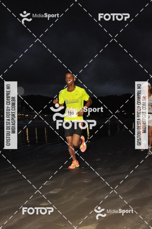 Acquista le foto dell'eventoCorrida Noturna 5k Aniversario de So Vicente in Fotop