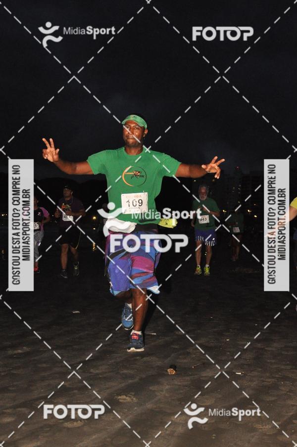 Compre as suas fotos do eventoCorrida Noturna 5k Aniversario de So Vicente no Fotop
