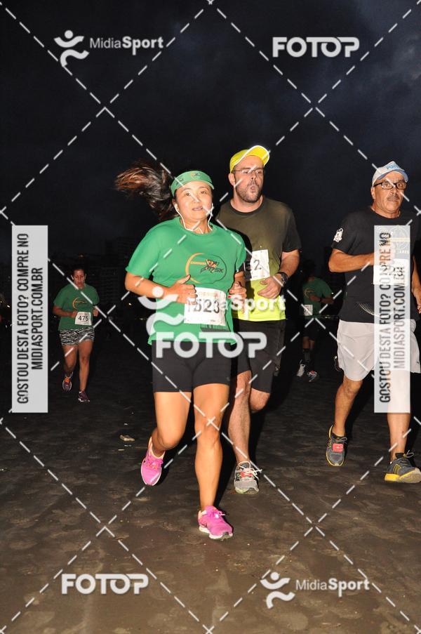 Achetez vos photos de l'vnementCorrida Noturna 5k Aniversario de So Vicente sur Fotop