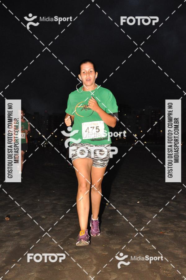 Achetez vos photos de l'vnementCorrida Noturna 5k Aniversario de So Vicente sur Fotop