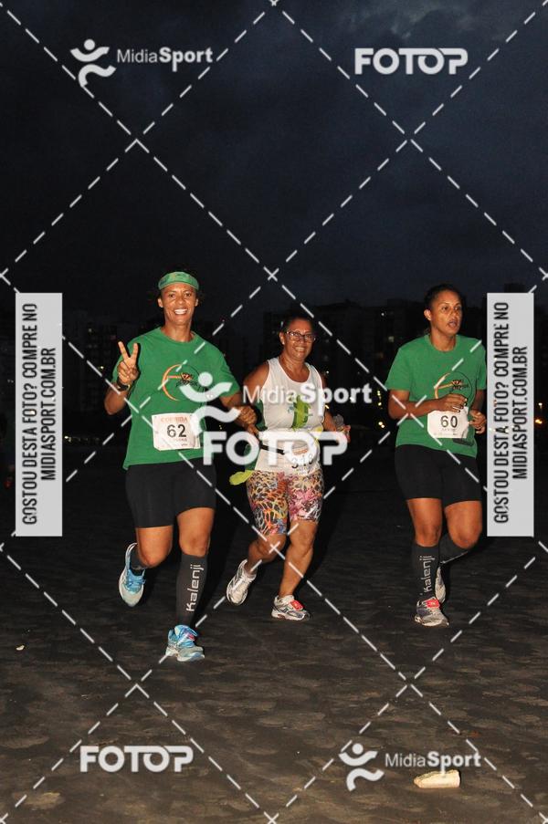 Achetez vos photos de l'vnementCorrida Noturna 5k Aniversario de So Vicente sur Fotop