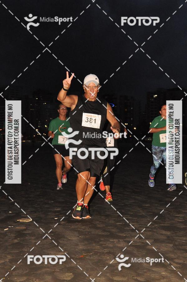 Achetez vos photos de l'vnementCorrida Noturna 5k Aniversario de So Vicente sur Fotop