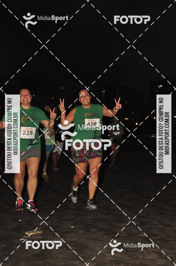 Achetez vos photos de l'vnementCorrida Noturna 5k Aniversario de So Vicente sur Fotop