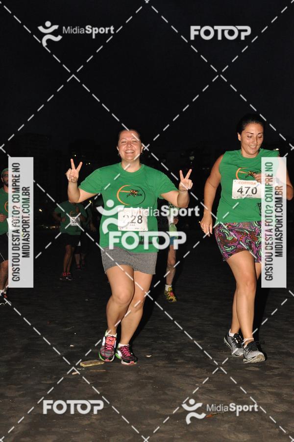 Achetez vos photos de l'vnementCorrida Noturna 5k Aniversario de So Vicente sur Fotop