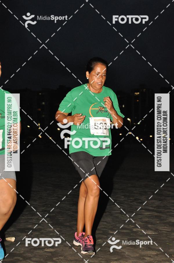 Achetez vos photos de l'vnementCorrida Noturna 5k Aniversario de So Vicente sur Fotop