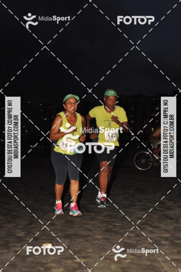 Compra tus fotos del eventoCorrida Noturna 5k Aniversario de So Vicente En Fotop