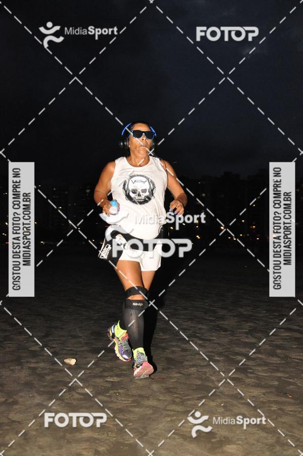 Compra tus fotos del eventoCorrida Noturna 5k Aniversario de So Vicente En Fotop