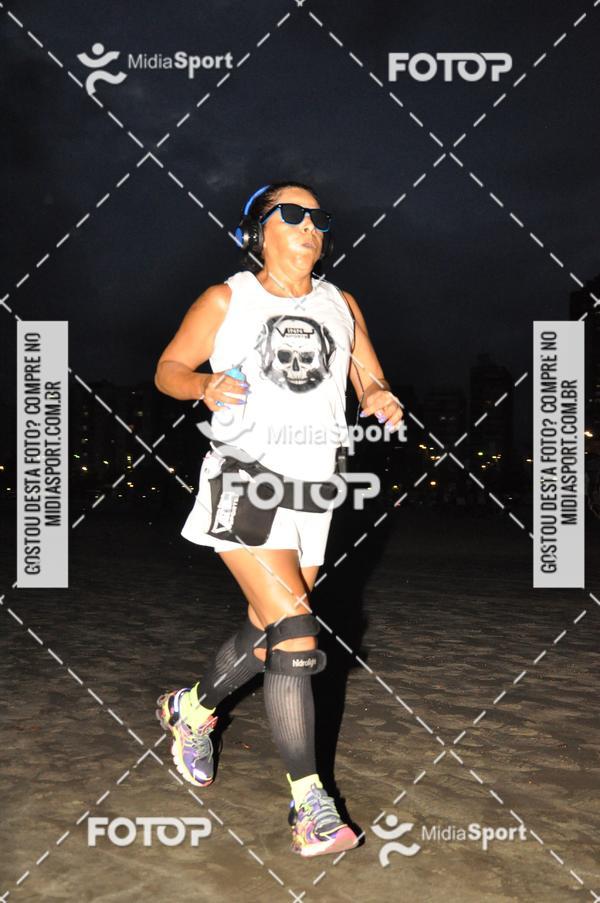 Compra tus fotos del eventoCorrida Noturna 5k Aniversario de So Vicente En Fotop