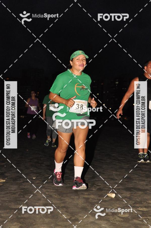Compra tus fotos del eventoCorrida Noturna 5k Aniversario de So Vicente En Fotop