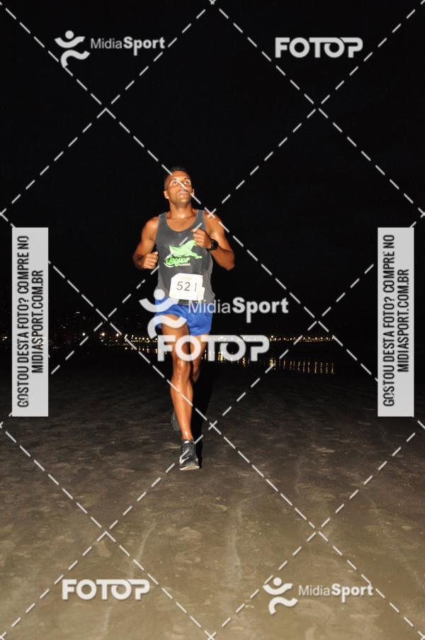 Buy your photos of the eventCorrida Noturna 5k Aniversario de So Vicente on Fotop