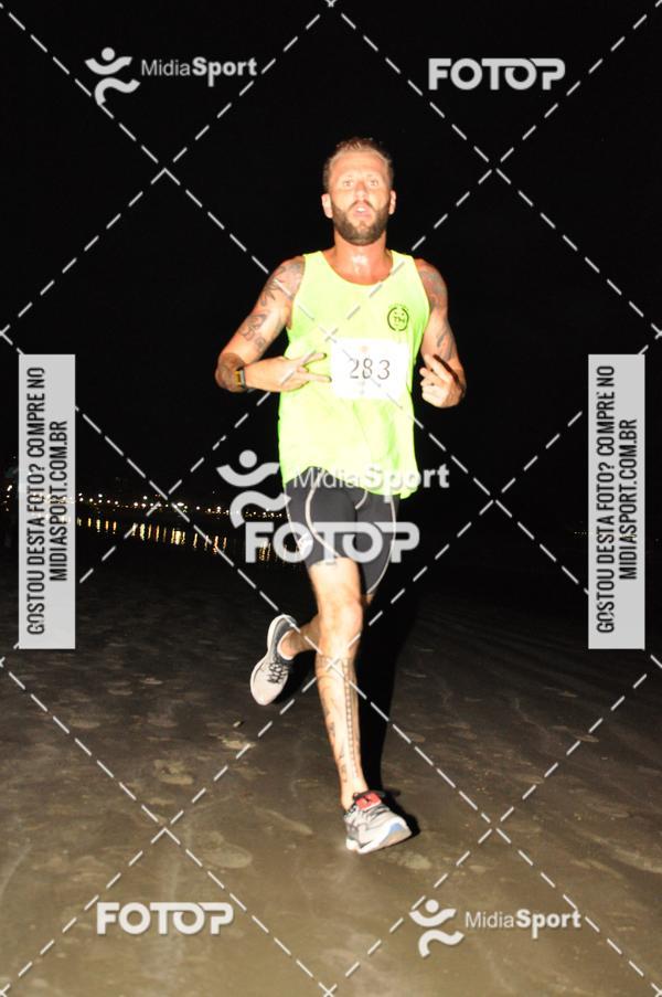 Buy your photos of the eventCorrida Noturna 5k Aniversario de So Vicente on Fotop