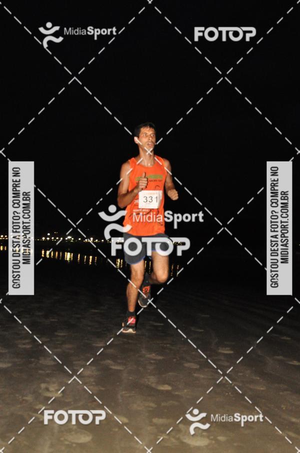 Buy your photos of the eventCorrida Noturna 5k Aniversario de So Vicente on Fotop