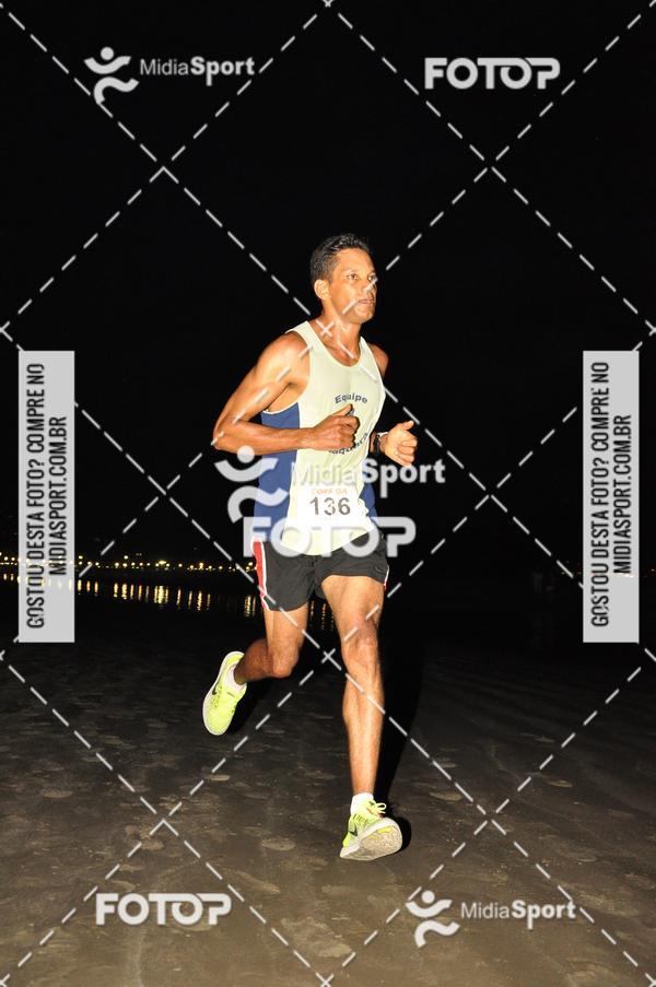 Buy your photos of the eventCorrida Noturna 5k Aniversario de So Vicente on Fotop