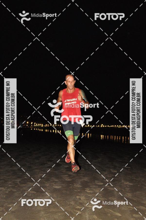 Buy your photos of the eventCorrida Noturna 5k Aniversario de So Vicente on Fotop