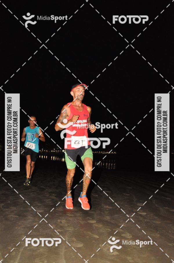Buy your photos of the eventCorrida Noturna 5k Aniversario de So Vicente on Fotop