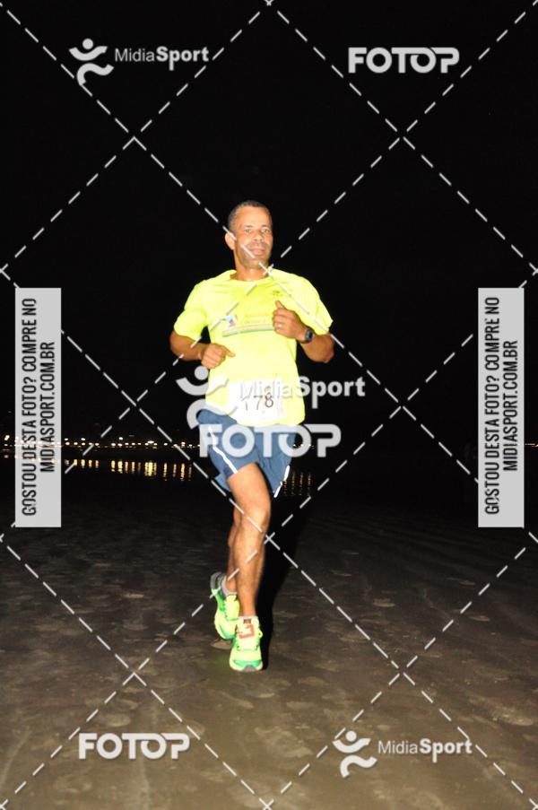 Compre as suas fotos do eventoCorrida Noturna 5k Aniversario de So Vicente no Fotop