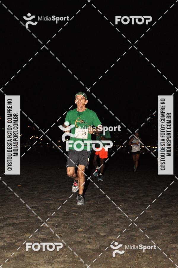 Achetez vos photos de l'vnementCorrida Noturna 5k Aniversario de So Vicente sur Fotop