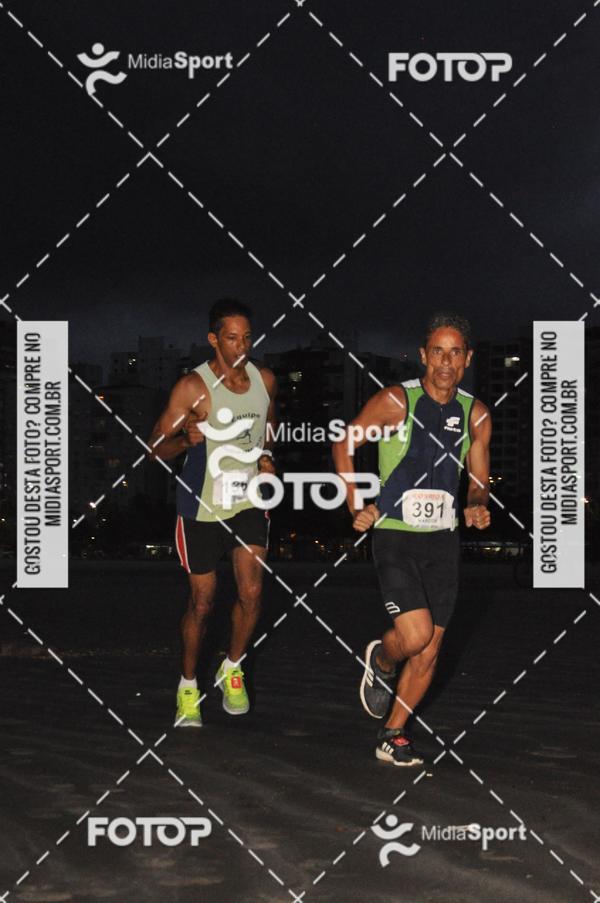 Buy your photos of the eventCorrida Noturna 5k Aniversario de So Vicente on Fotop