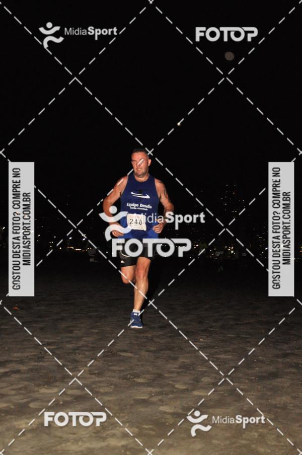 Achetez vos photos de l'vnementCorrida Noturna 5k Aniversario de So Vicente sur Fotop