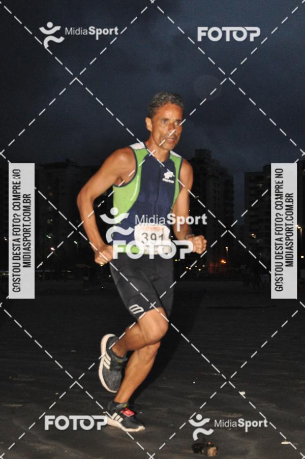 Buy your photos of the eventCorrida Noturna 5k Aniversario de So Vicente on Fotop