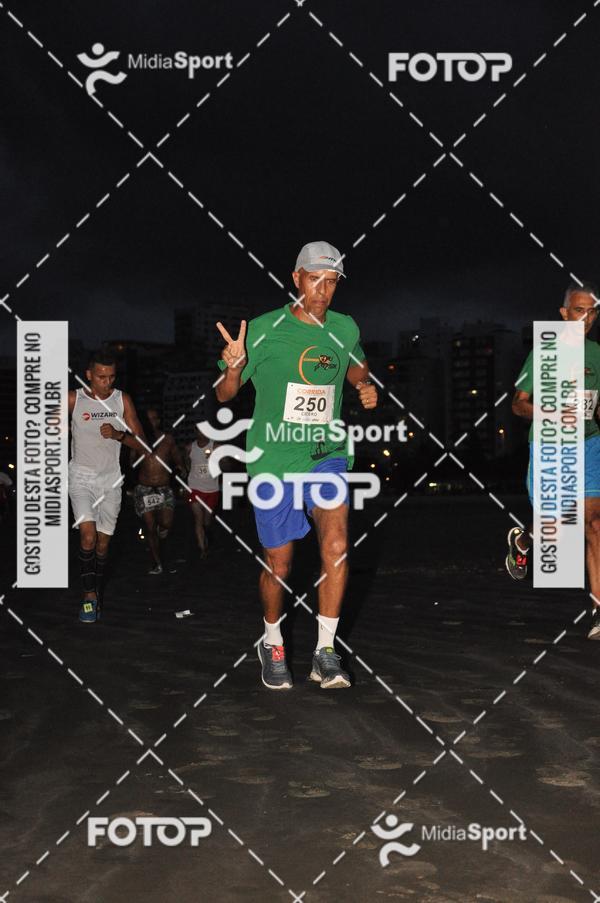 Buy your photos of the eventCorrida Noturna 5k Aniversario de So Vicente on Fotop