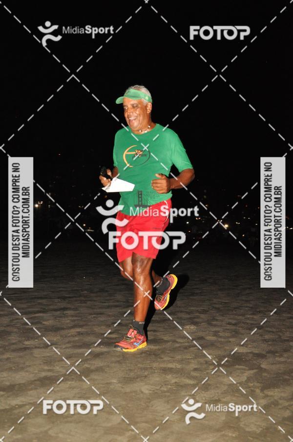 Achetez vos photos de l'vnementCorrida Noturna 5k Aniversario de So Vicente sur Fotop