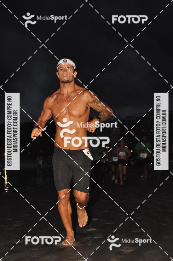 Buy your photos of the eventCorrida Noturna 5k Aniversario de So Vicente on Fotop