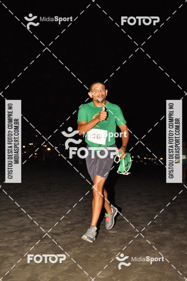 Achetez vos photos de l'vnementCorrida Noturna 5k Aniversario de So Vicente sur Fotop