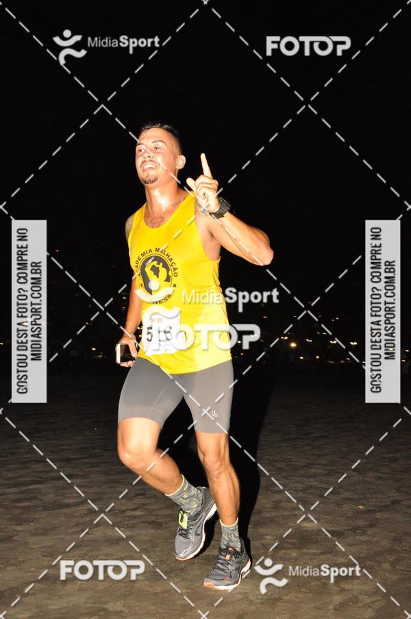 Achetez vos photos de l'vnementCorrida Noturna 5k Aniversario de So Vicente sur Fotop