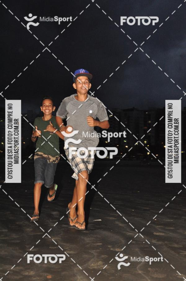 Buy your photos of the eventCorrida Noturna 5k Aniversario de So Vicente on Fotop